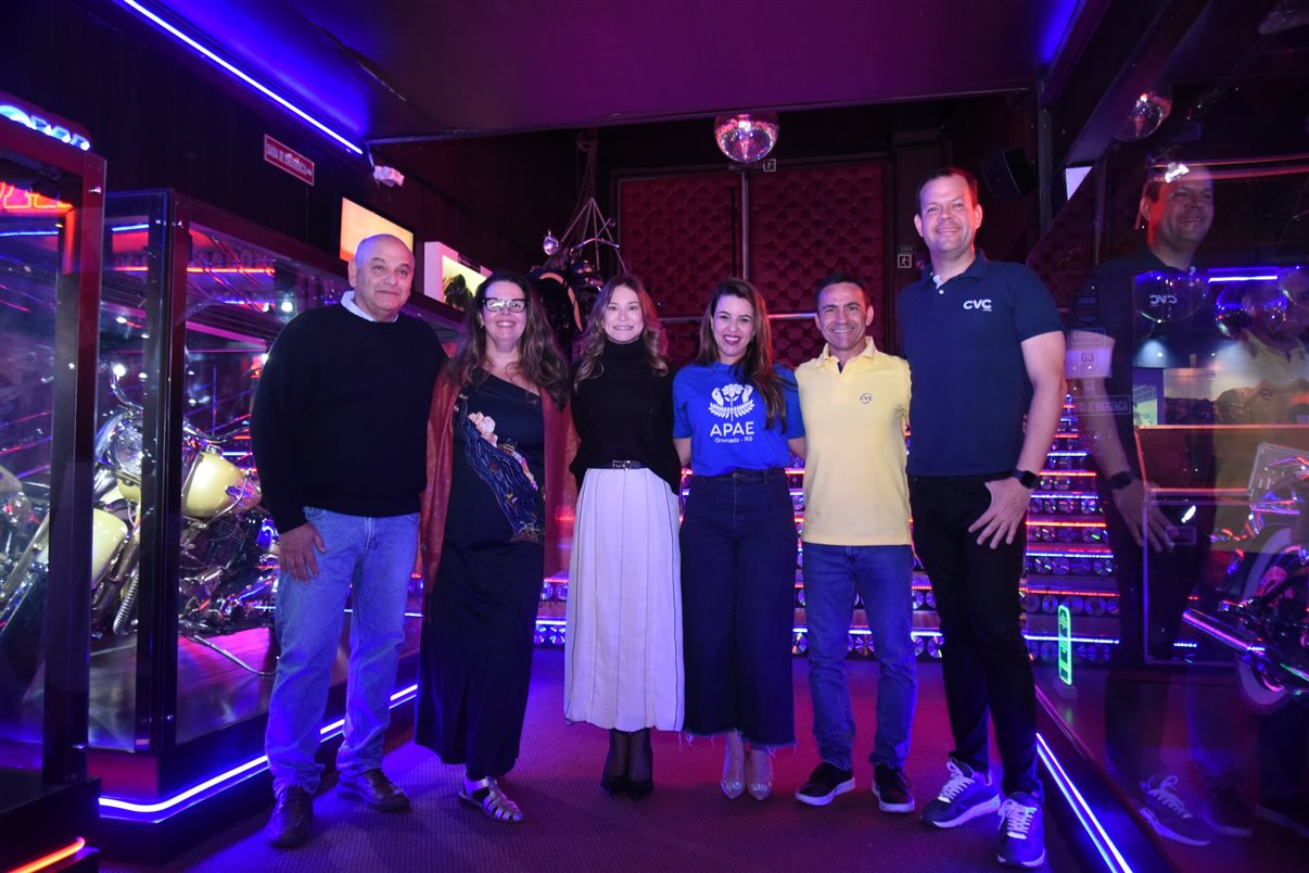 Paulo Kugelmas, da Setur-AL, Jannyne Barbosa, ABIH-AL, Marília Hermann, da Setur-AL, Paula Gonzaga, da Apae Gramado, Rogério Mendes, da CVC, e Rodrigo Galvão, da CVC Corp