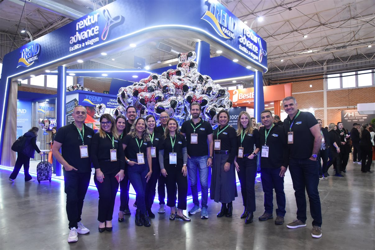 Festuris 2025 começa oficialmente em Gramado com o corte da fita por autoridades