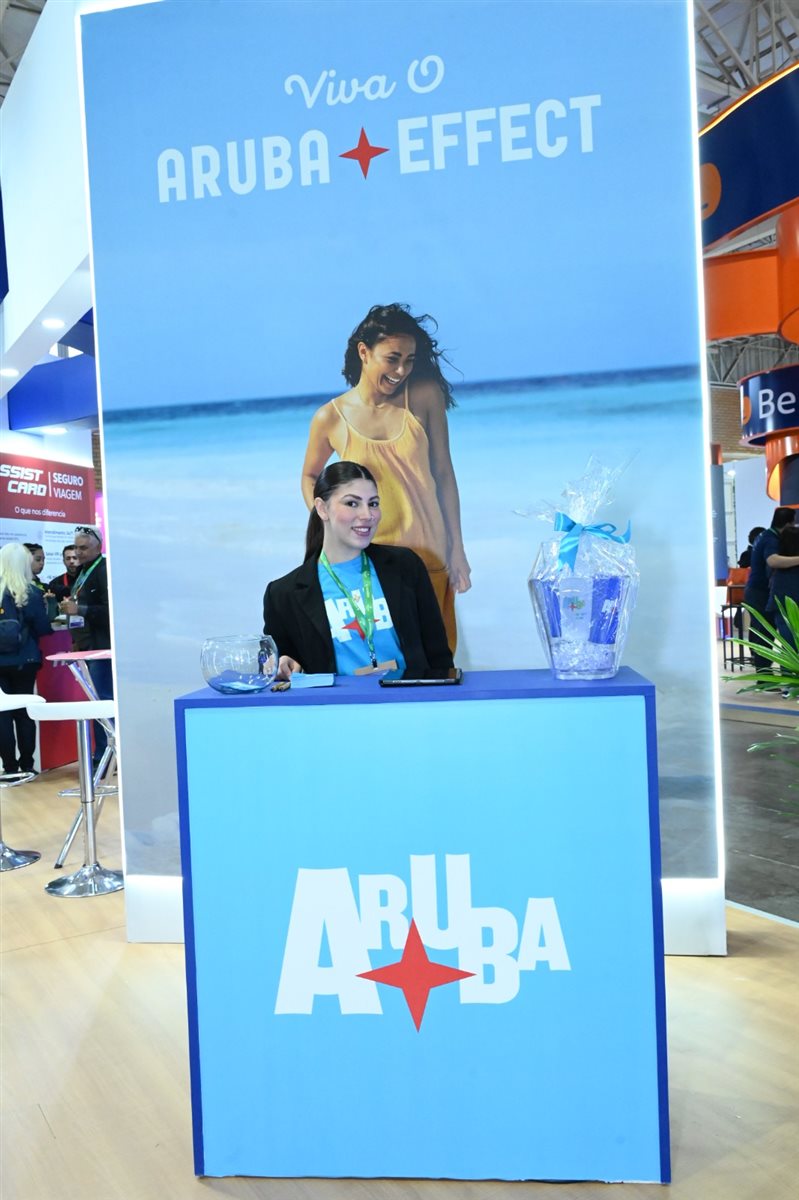 Festuris 2025 começa oficialmente em Gramado com o corte da fita por autoridades