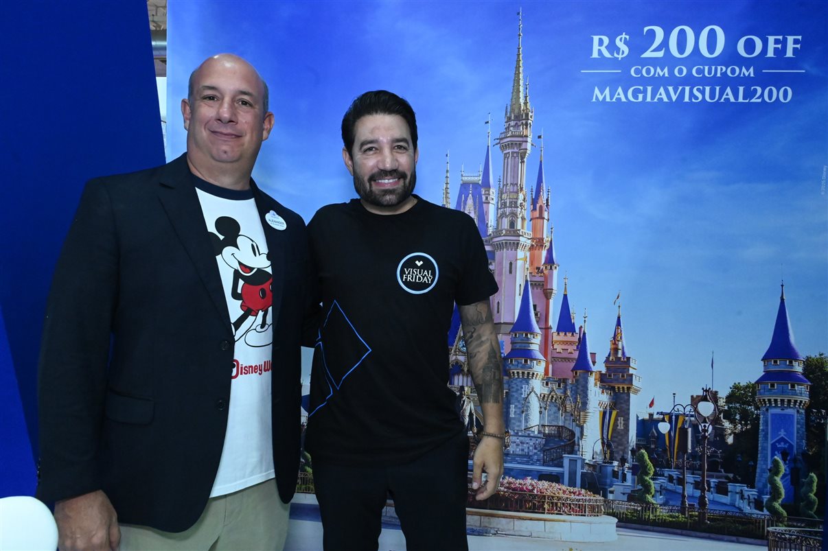 Festuris 2025 começa oficialmente em Gramado com o corte da fita por autoridades