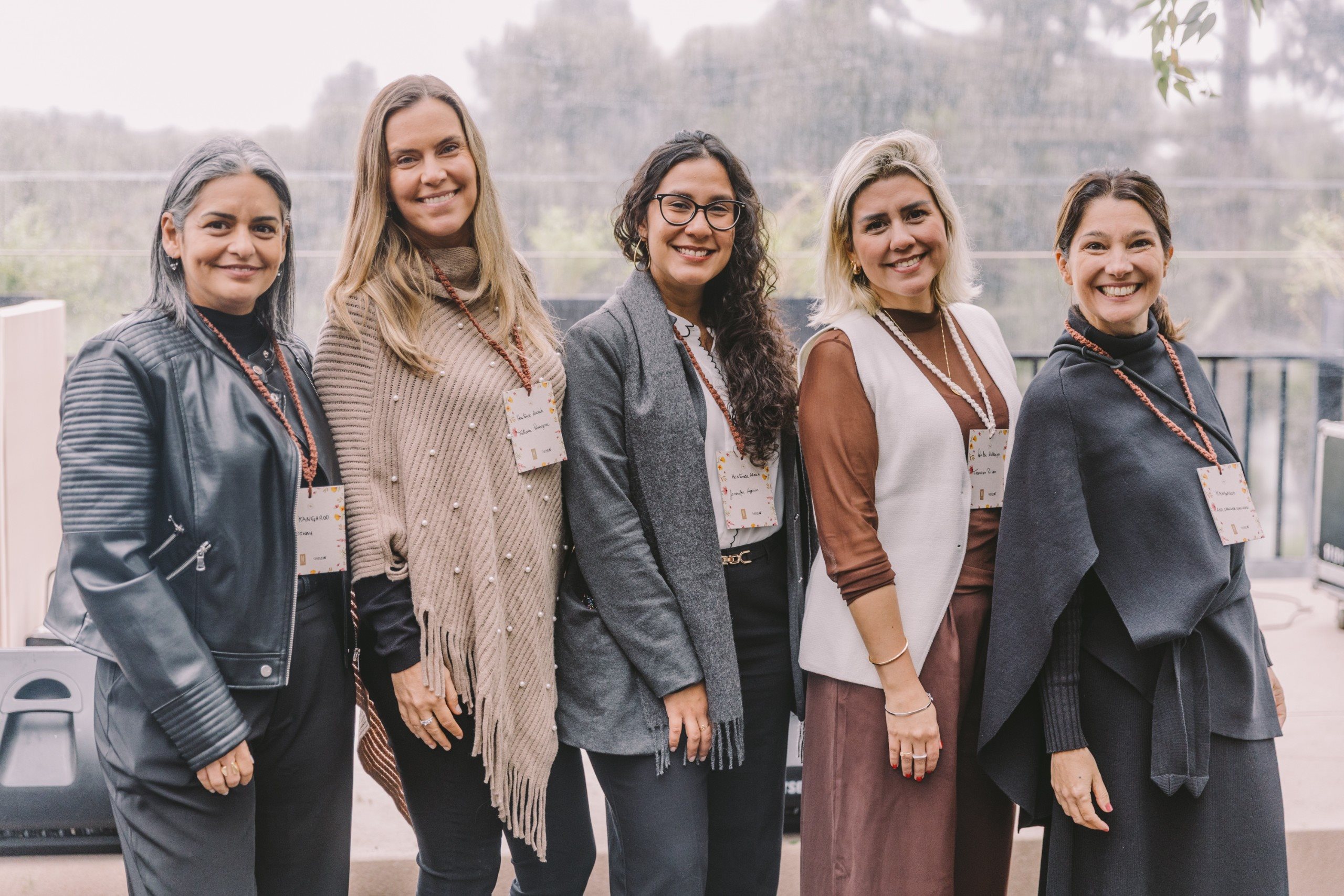 Dinah Carvalho (Kangaroo Tours), Tatiana Omegna (Heritance Aarah), Jennifer Aguiar (Heritance Aarah), Francys Rivas, (Qatar Airways) e Ana Ghellardi (Kangaroo Tours)