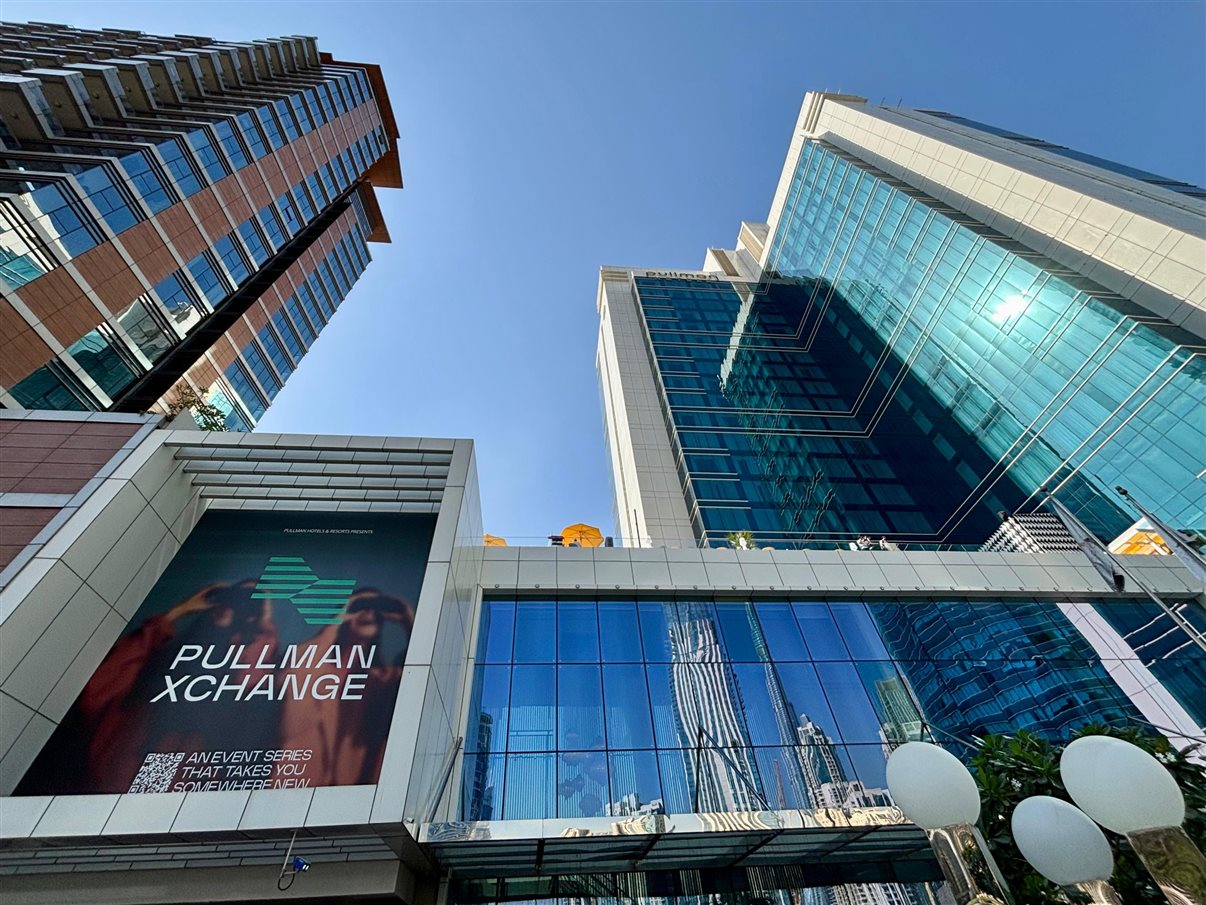 Pullman xChange anunciado na fachada do hotel premium da Accor em Dubai