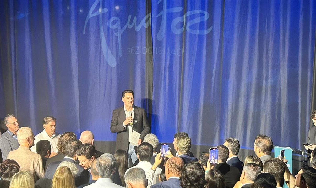 Ratinho Junior, governador do Paraná, durante abertura do AquaFoz