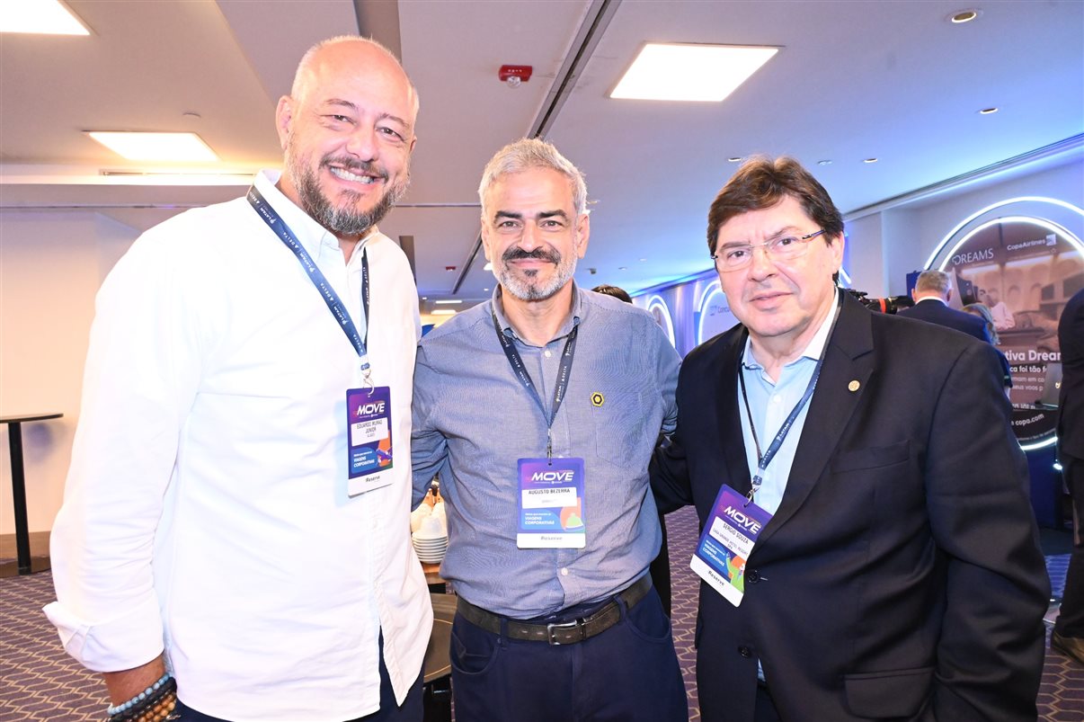 Eduardo Murad, da Alagev, Augusto Bezerra, da Omnibees, e Sergio Souza, do Casa Grande Hotel