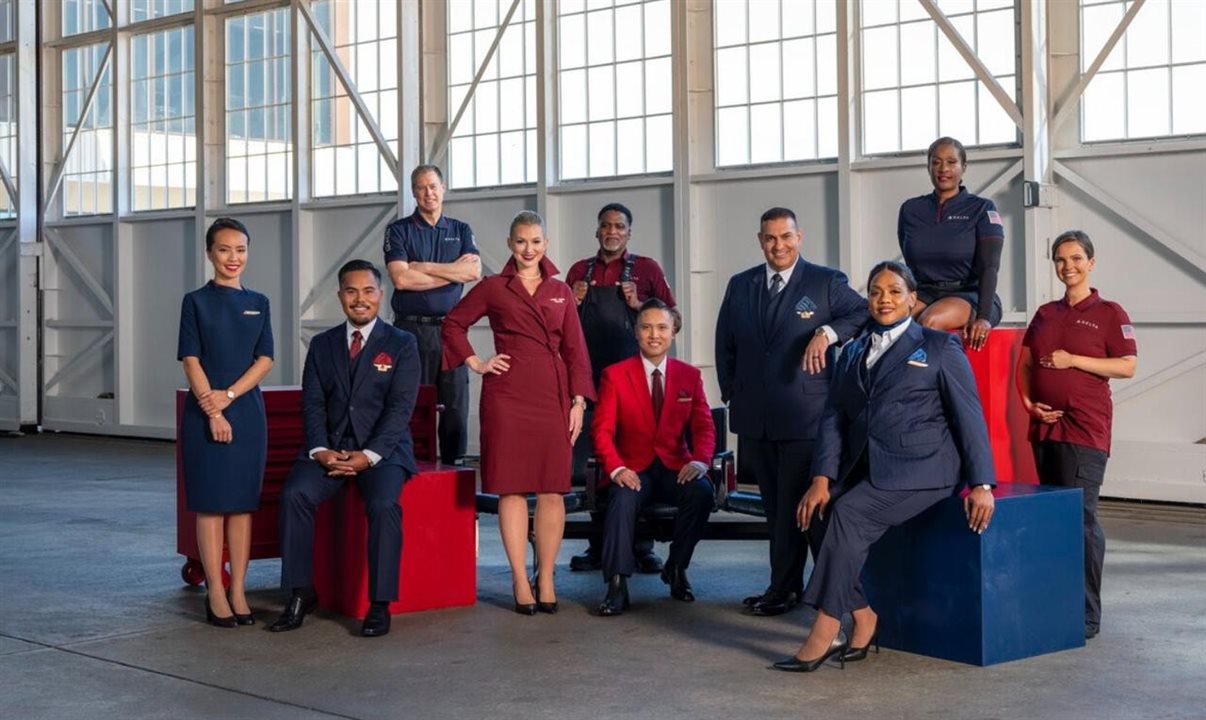 Companhia começará a fase de testes da coleção de uniformes Distinctly Delta até o verão do Hemisfério Norte de 2026, com todos os funcionários usando as novas peças em 2027