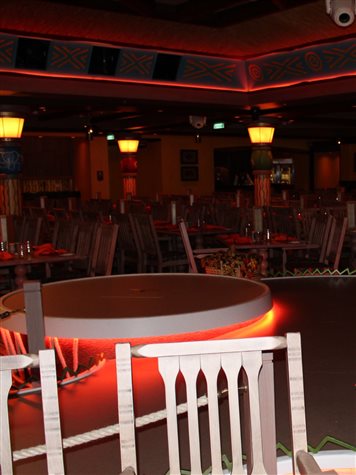 Área onde o show durante o jantar acontece