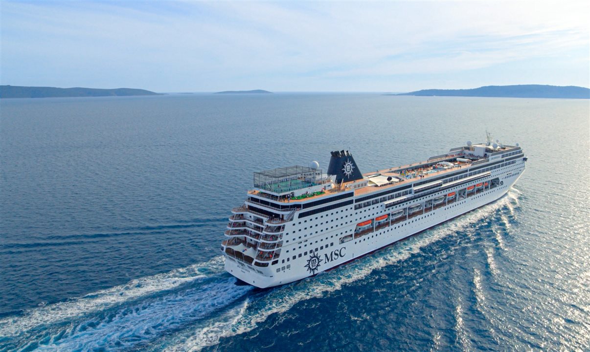 Entre novembro de 2025 e março de 2026, o navio oferecerá itinerários de três a sete noites