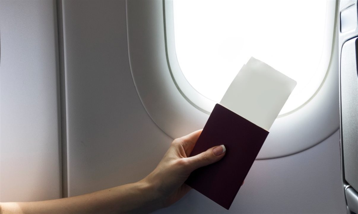 Companhias aéreas de serviço completo costumam cobrar extra por assentos na janela