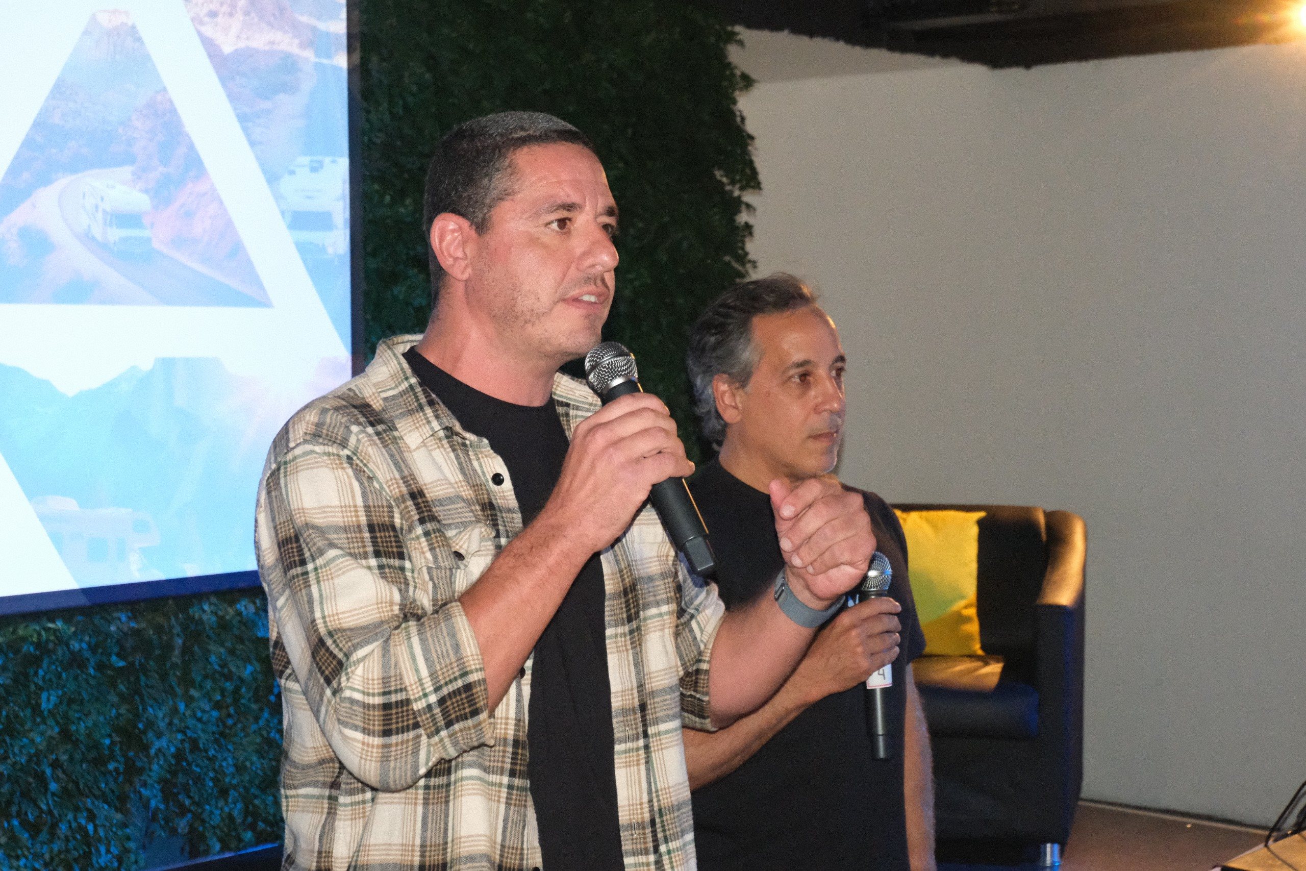 Os sócios da Motorhome Experience Fábio Stocco e Luiz Magalhães