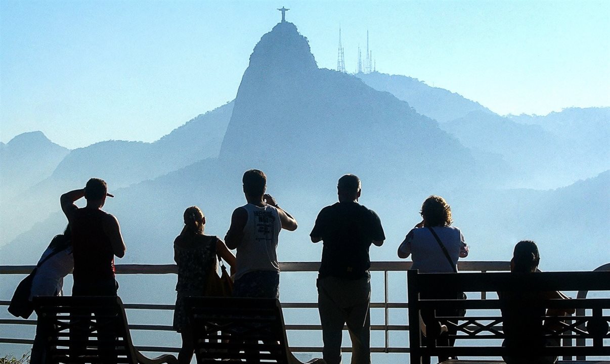 Alta no número de estrangeiros no Brasil foi destaque em 2025