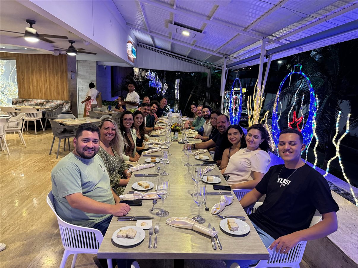 Agentes chegam em Cartagena para famtour da Visual