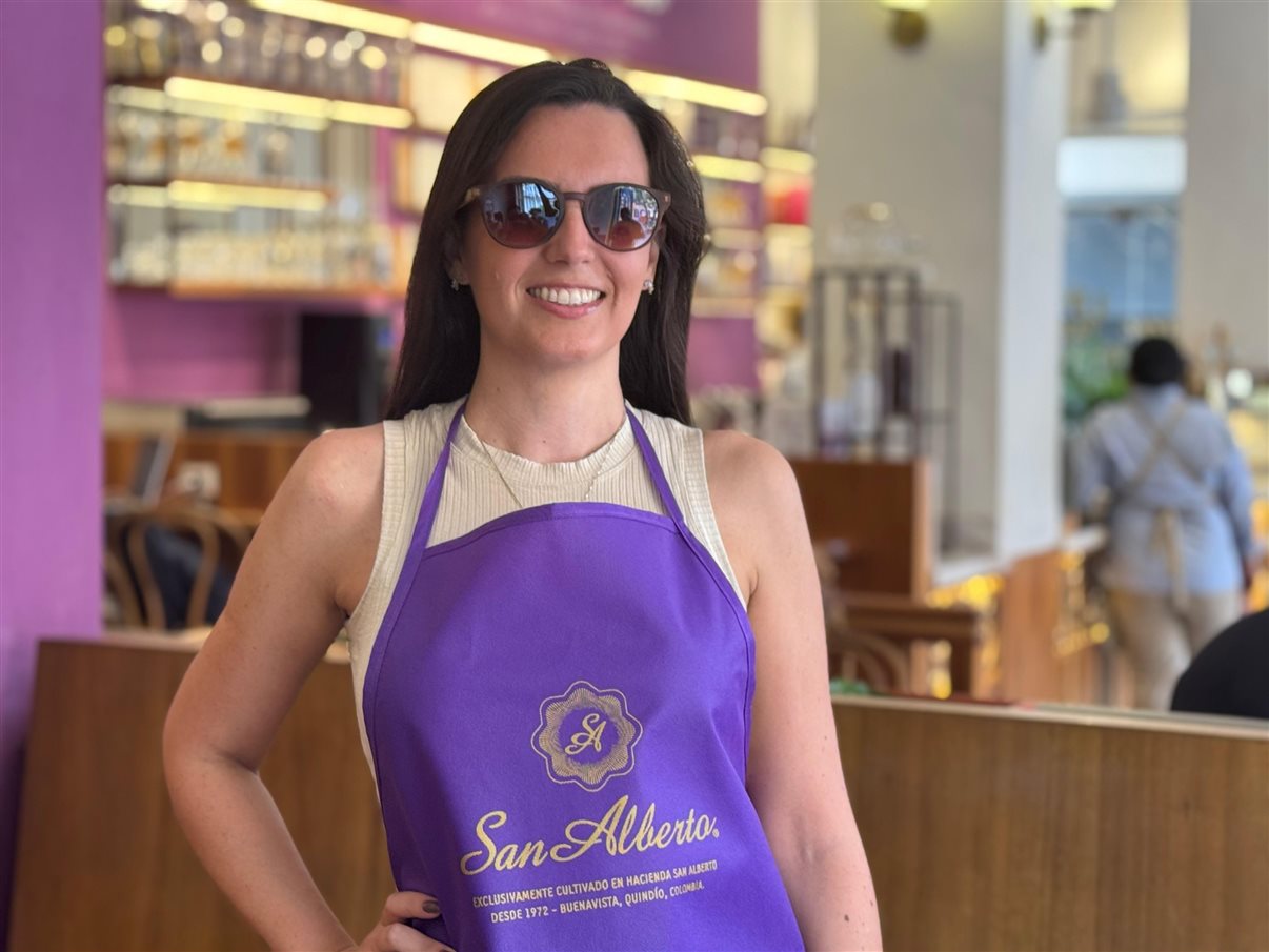 Henrique Gomes, da Personnalise Voyage, Wirley Ferreira, da Revelando o Mundo, Ricardo Sidaras, da PANROTAS, Fernando Alves, da IBR, Marcio Roberto, da São Judas Viagens, Hugo Lagares, da Visual Turismo, Italo Santos, da Kalina, Rodrigo Martines, da Visual Turismo, e Denys Duarte, da Alternativa Experience