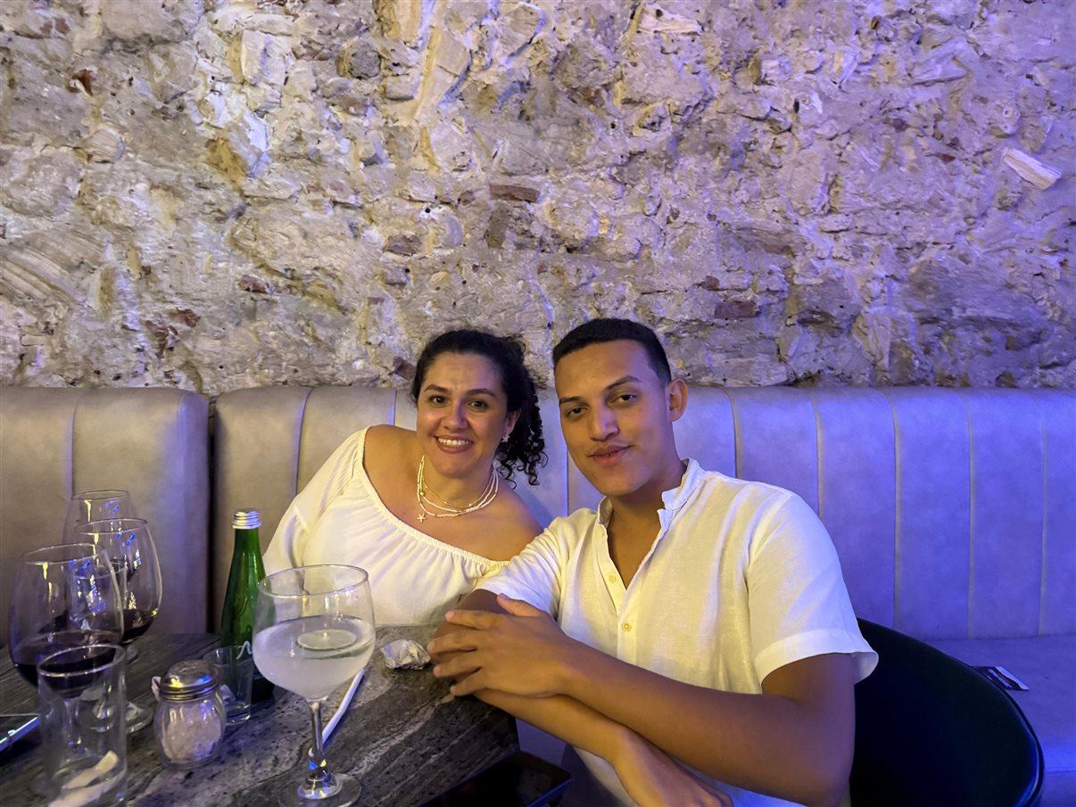 Henrique Gomes, da Personnalise Voyage, Wirley Ferreira, da Revelando o Mundo, Ricardo Sidaras, da PANROTAS, Fernando Alves, da IBR, Marcio Roberto, da São Judas Viagens, Hugo Lagares, da Visual Turismo, Italo Santos, da Kalina, Rodrigo Martines, da Visual Turismo, e Denys Duarte, da Alternativa Experience