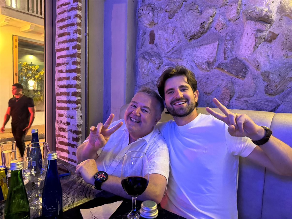 Henrique Gomes, da Personnalise Voyage, Wirley Ferreira, da Revelando o Mundo, Ricardo Sidaras, da PANROTAS, Fernando Alves, da IBR, Marcio Roberto, da São Judas Viagens, Hugo Lagares, da Visual Turismo, Italo Santos, da Kalina, Rodrigo Martines, da Visual Turismo, e Denys Duarte, da Alternativa Experience