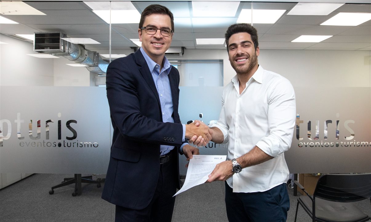 Guilherme Dietze, da Fecomércio-SP, e Gustavo Pires, presidente da SPTuris