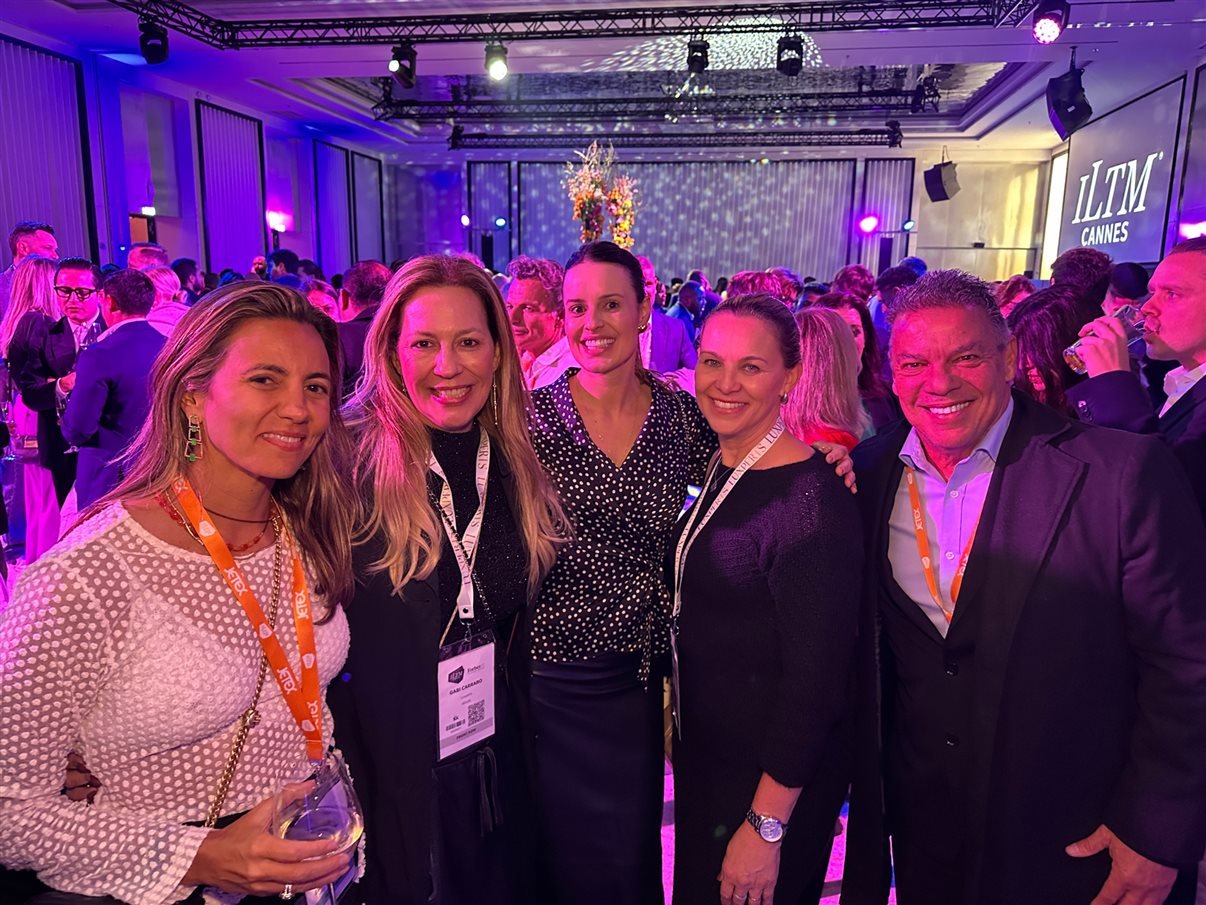 Renata Yano, da Teresa Perez Tours, Karian Mariath Michels, da Mundo Kaa, e Thomas Pedroni, do Beau-Rivage Pallace Lausanne e Chateau d'Ouchy