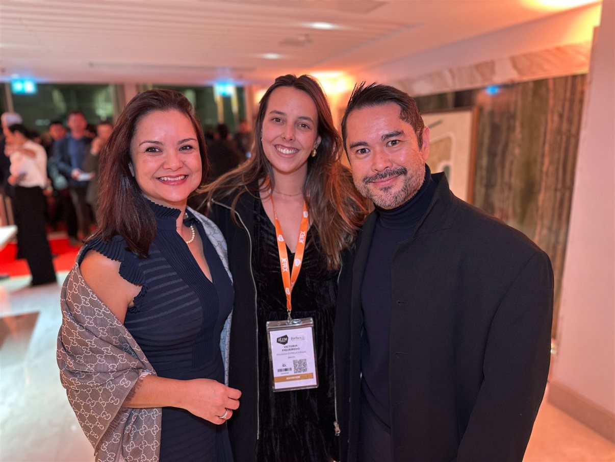 Renata Yano, da Teresa Perez Tours, Karian Mariath Michels, da Mundo Kaa, e Thomas Pedroni, do Beau-Rivage Pallace Lausanne e Chateau d'Ouchy