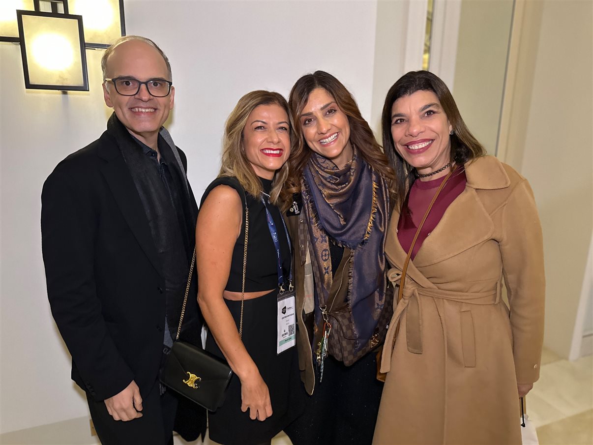 Renata Yano, da Teresa Perez Tours, Karian Mariath Michels, da Mundo Kaa, e Thomas Pedroni, do Beau-Rivage Pallace Lausanne e Chateau d'Ouchy