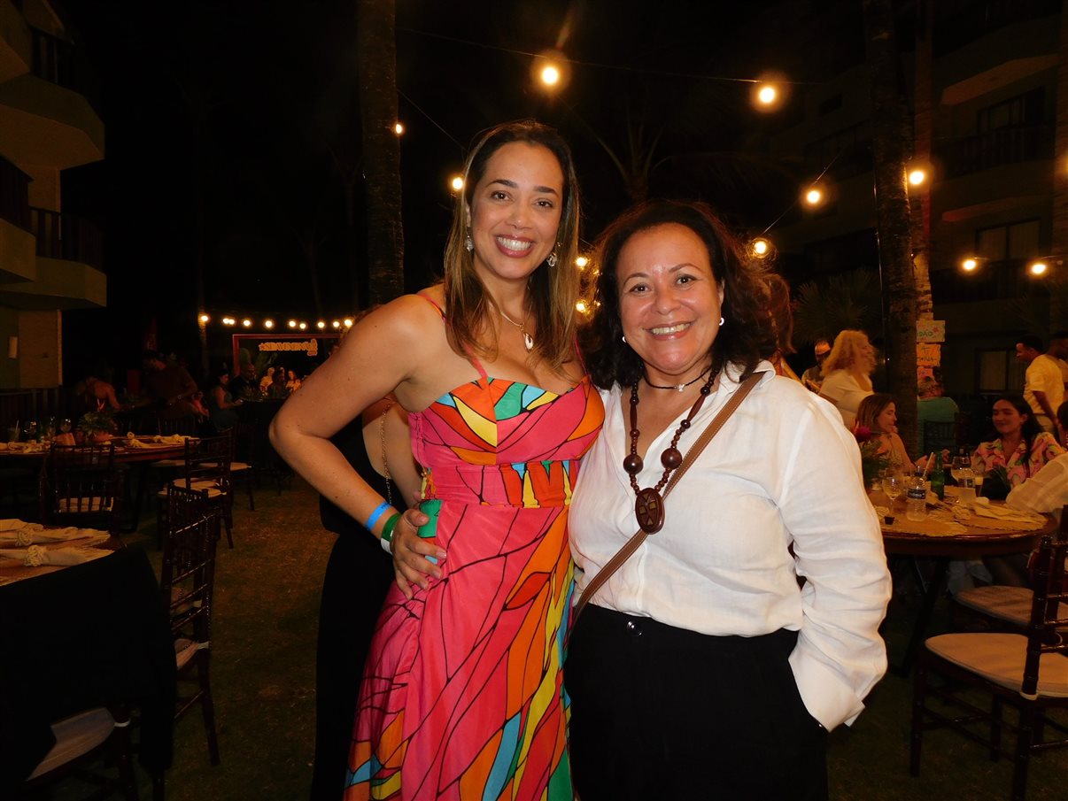 Eduardo Tiburtius, da Associação dos Hotéis de Porto de Galinhas, Marcelo Godeiro, da Webbeds, e Michelle Guedes, da Bancorbras