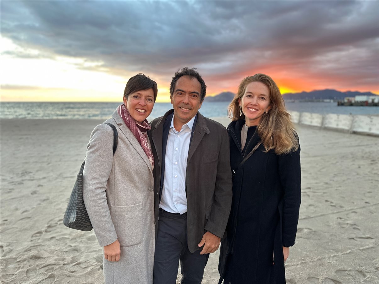 Sylvia Silva, da Embark Beyond Brasil, Tomas Perez, do TP Group, e Jennifer Ponton, da Embark Beyond