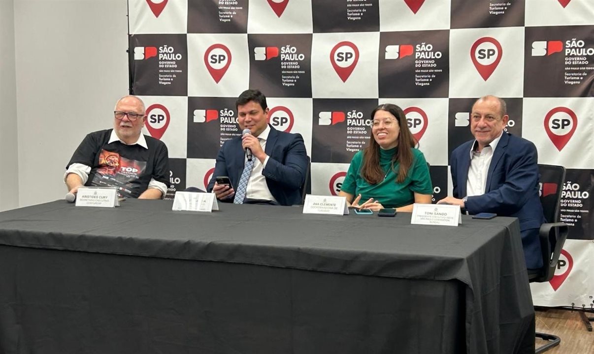 Aristides Cury, da Skål Internacional São Paulo; Wesley Garcia, da Russell Bedford Brasil; Ana Clemente, da Setur-SP; e Toni Sando, da Unedestinos