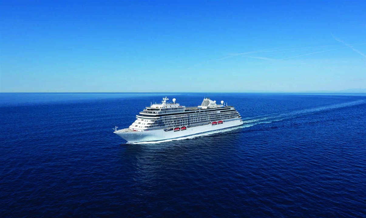 Programas terrestres acontecem antes de 28 viagens a bordo dos navios Seven Seas Grandeur, Seven Seas Splendor, Seven Seas Voyager e Seven Seas Mariner em 2027 e 2028