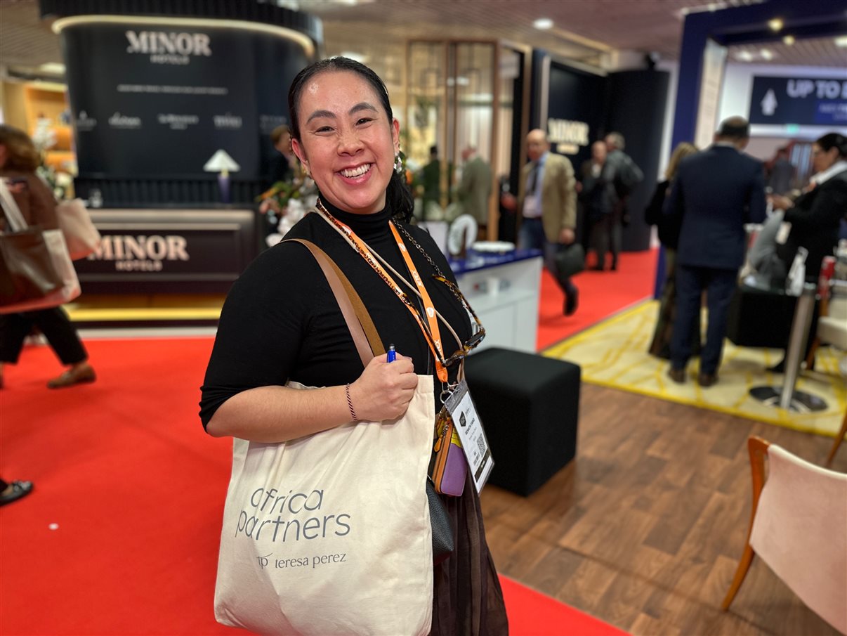 Renata Yano, da Teresa Perez Tours