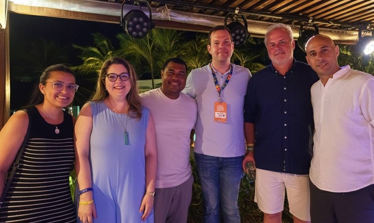 Janaina Teles, Fernanda Franco, Hugo Leonardo, Rodrigo Galvão, da CVC Corp, Gustavo Luck, da Luck Receptivo, e Wagner Moraes, da Cativa