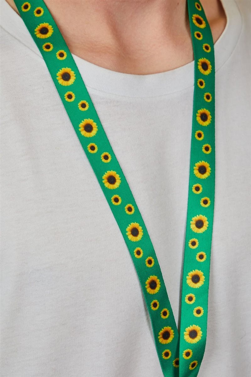 Cordão de Girassol criado pela HD Sunflower, com a qual a Gol firmou parceria para distribuição dessa ferramenta aos clientes com deficiências não visíveis