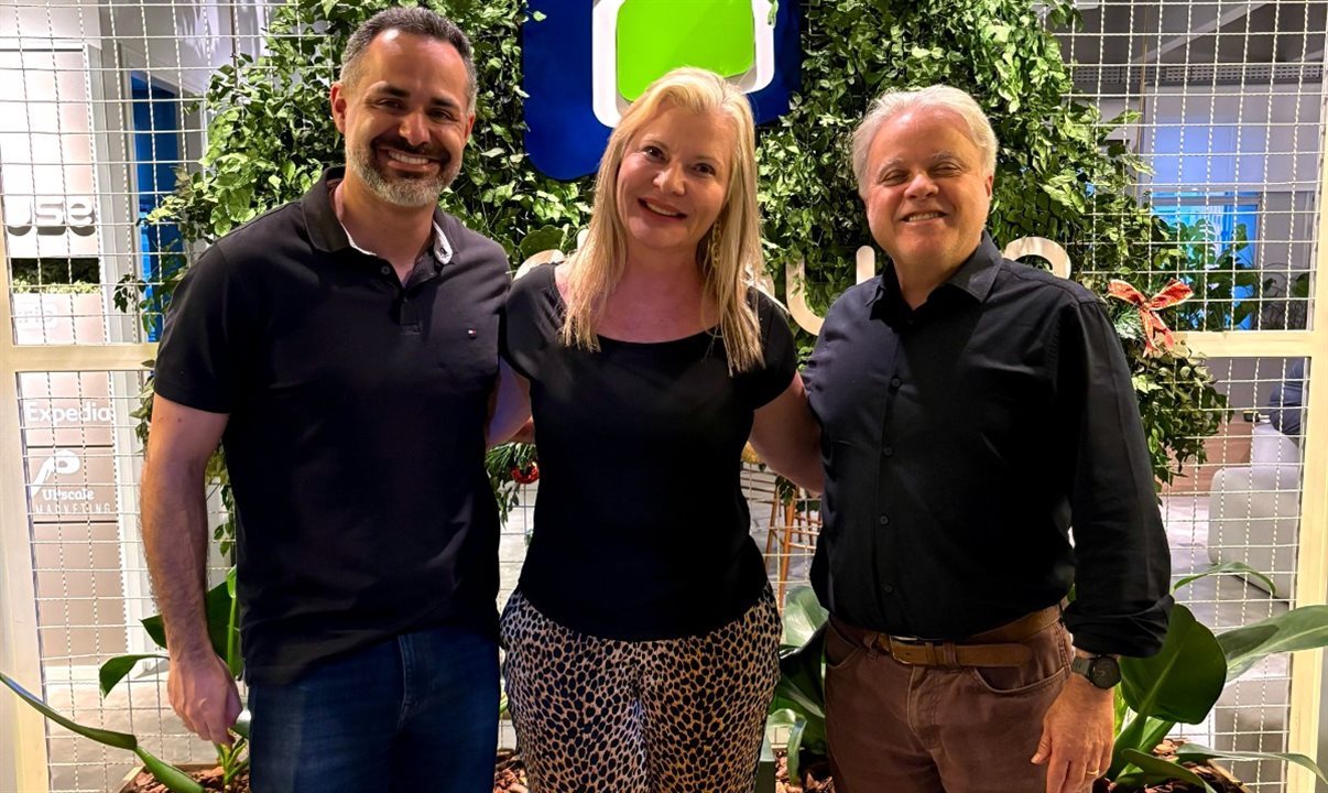 Débora Talá é a nova contratada da Tour House