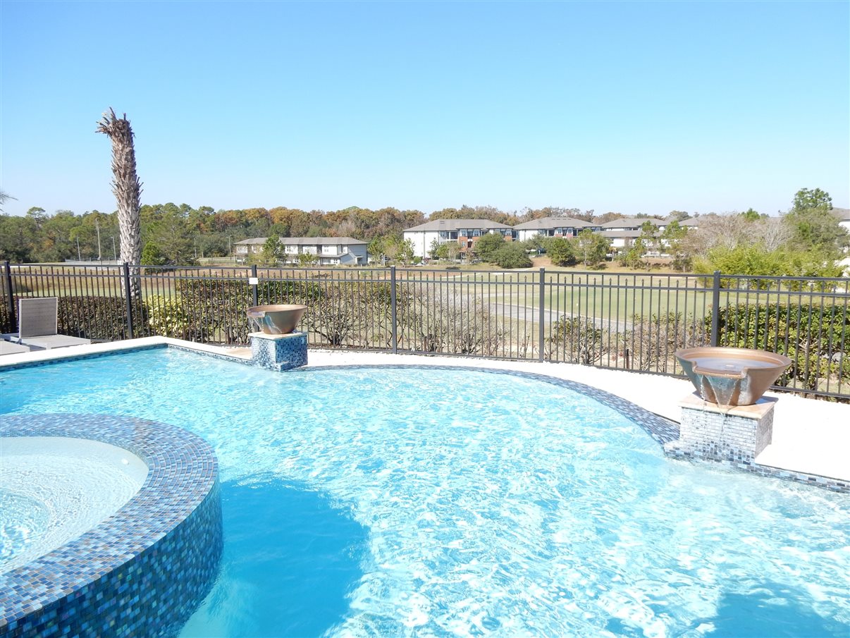 Piscinas t&ecirc;m diferentes configura&ccedil;&otilde;es