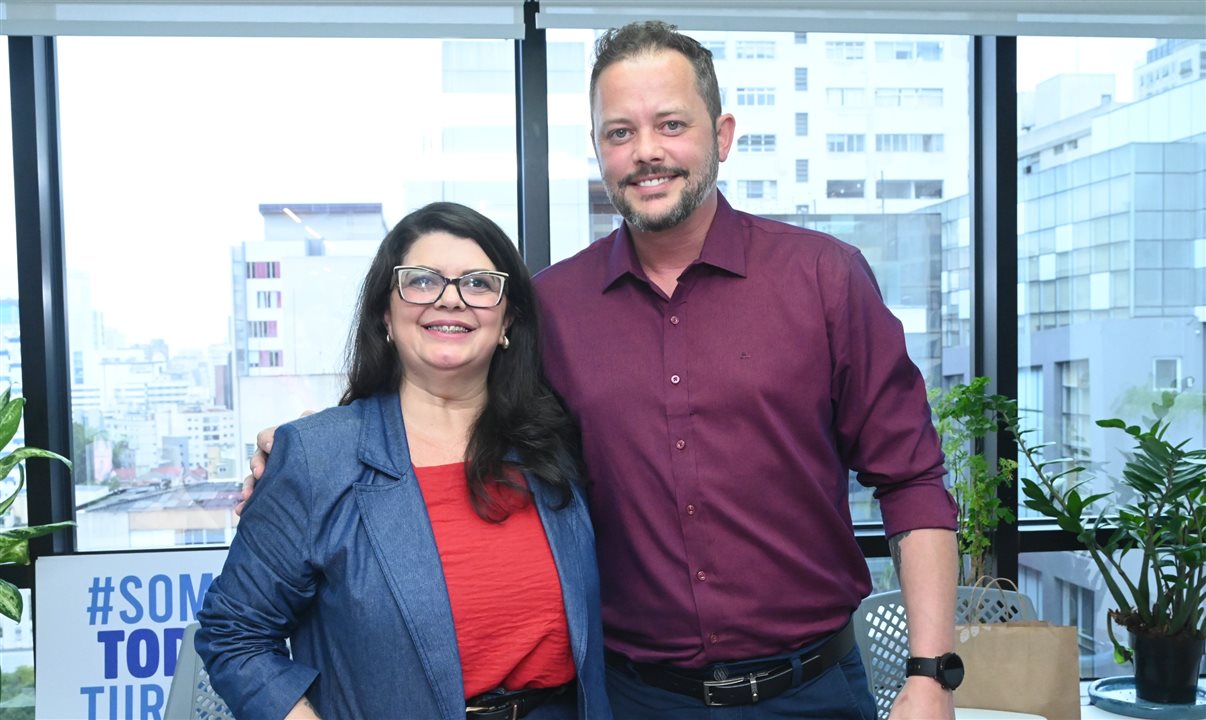 Kati Rodrigues e Alex Folla apresentaram o projeto da Fly Solutions ao Grupo Pátria que fez da nova empresa uma unidade de negócios própria