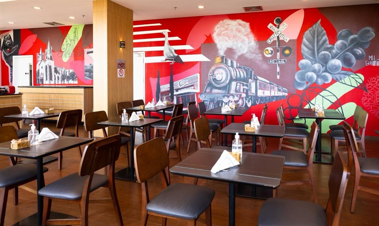 Novo painel artístico celebrando a cultura da cidade