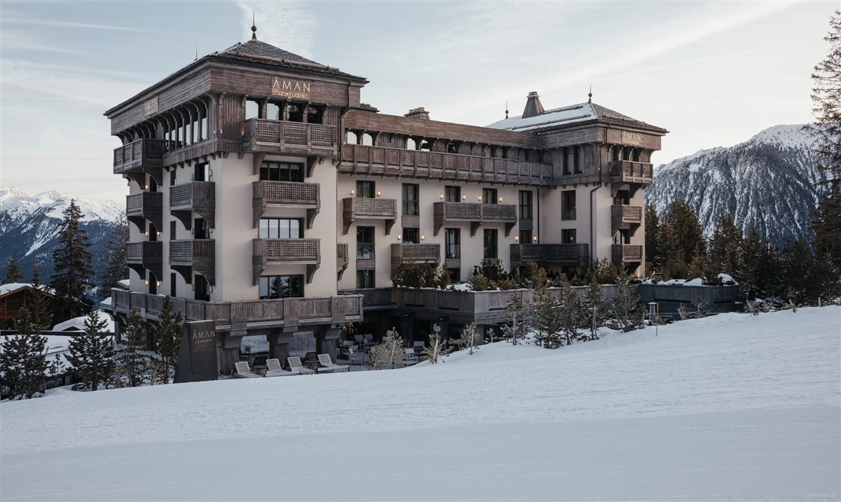 Em 11 de dezembro, o Aman Le Mélézin reabre em Courchevel 1850, com acesso ski-in, ski-out privilegiado às pistas de Les Trois Vallées