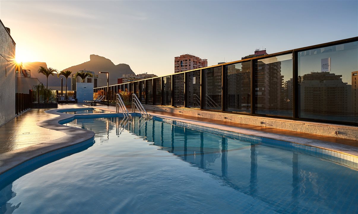 Piscina do Radisson Rio de Janeiro Barra