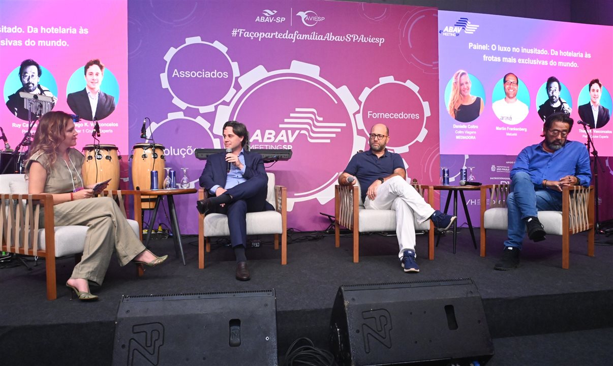 O painel reuniu Danielle Coltro, da Coltro Viagens, Thiago Vasconcelos, da Pier 1, Martin Frankemberg, da Matueté, e Ruy Carlos Tone, da Presspod