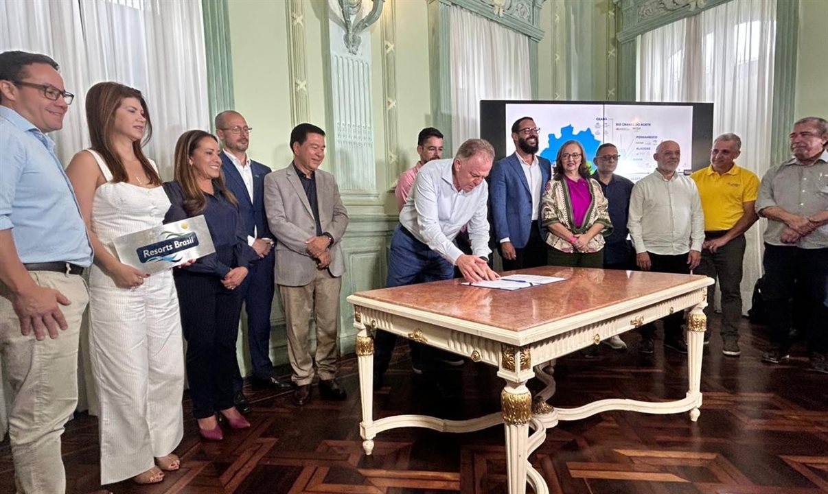 Momento de assinatura oficializa a entrada do China Park no mapa de resorts brasileiros