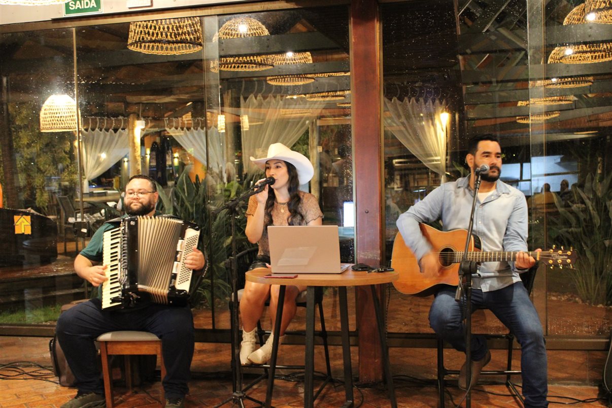 Silvia Junqueira, da Integração Trade, e Patricia Cantalice, da Nord Hotéis, recentemente reconhecidas entre os 100+ Poderosos da PANROTAS