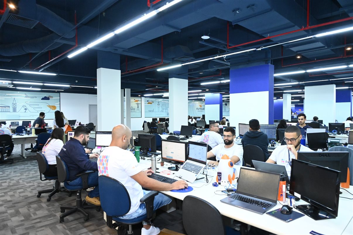 Entrada da nova sede da Flytour Consolidadora