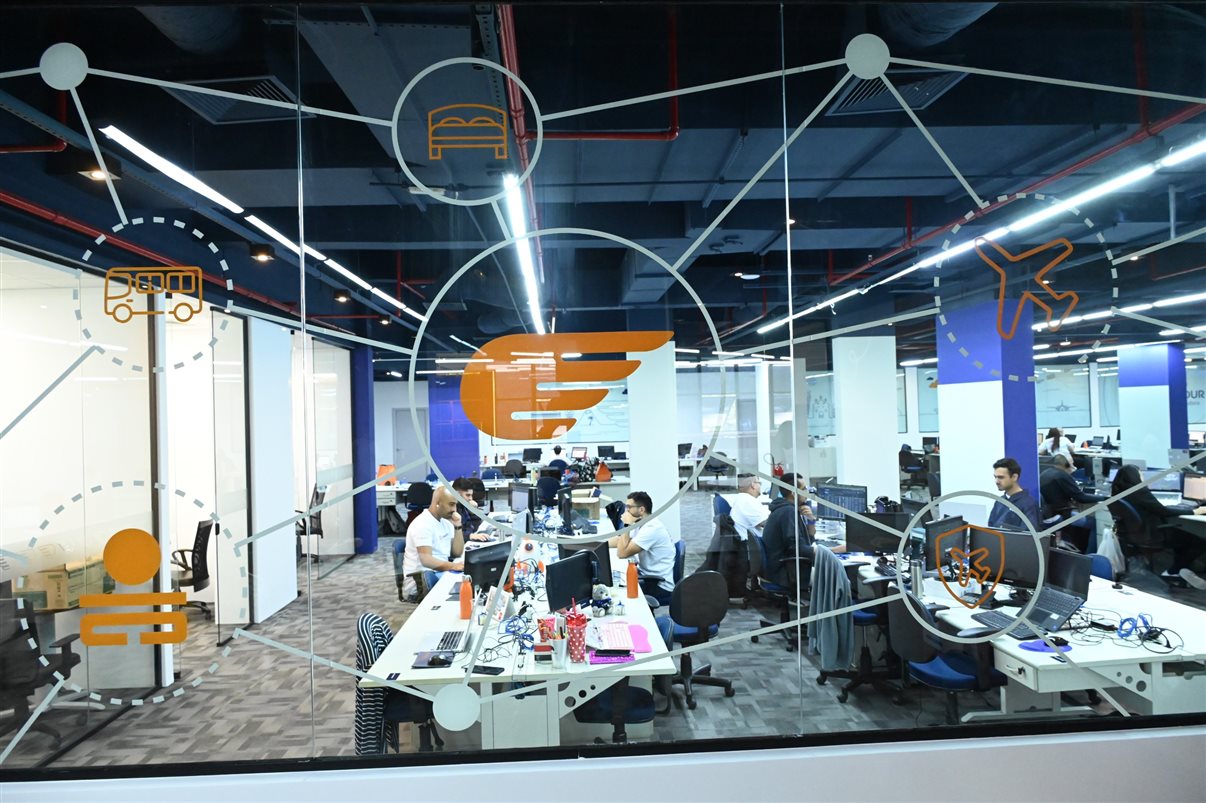 Entrada da nova sede da Flytour Consolidadora