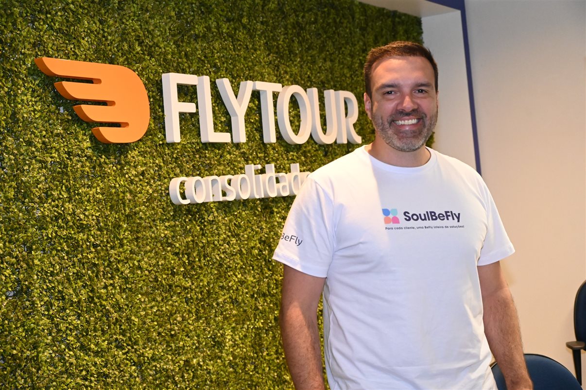 Entrada da nova sede da Flytour Consolidadora