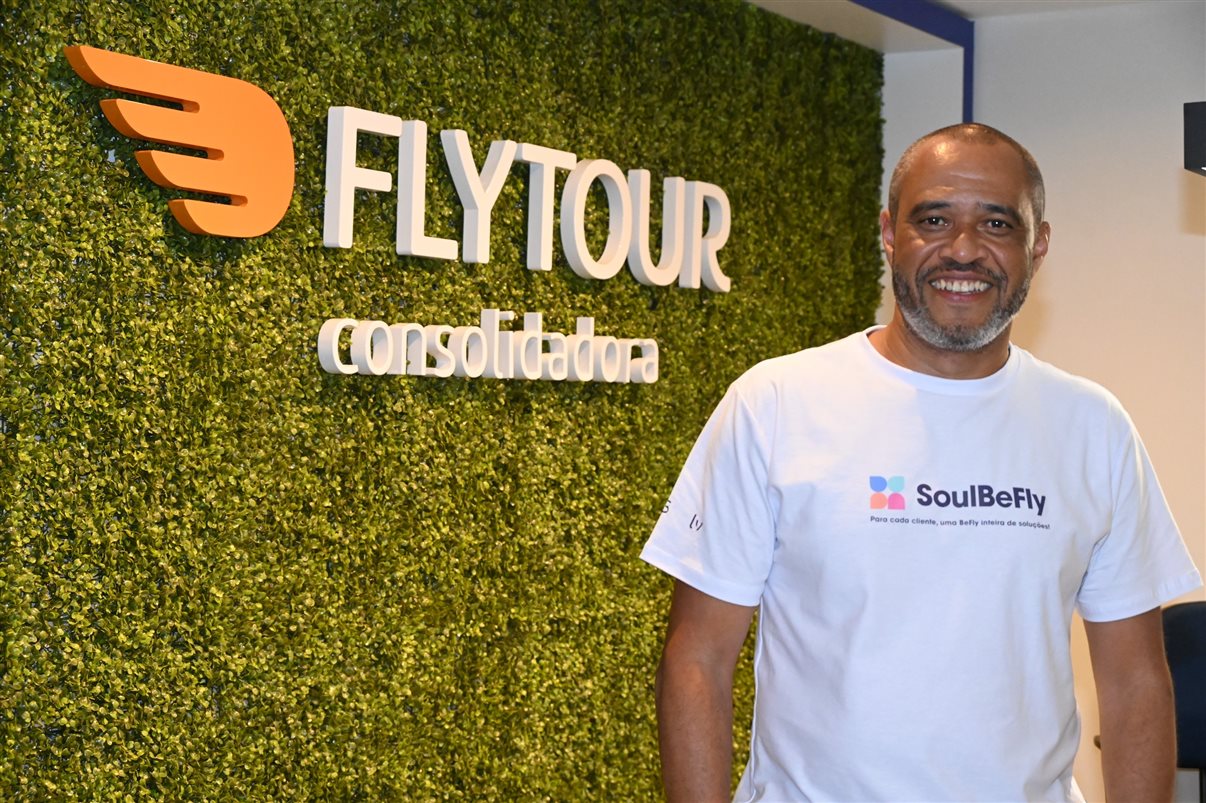 Entrada da nova sede da Flytour Consolidadora