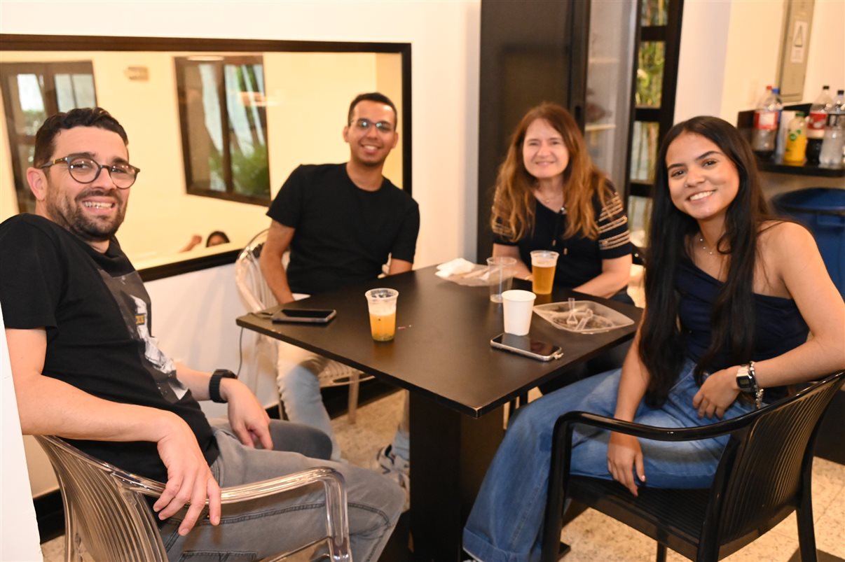 Artur Luiz Andrade, Fabíola Bemfeito e José Guillermo Alcorta