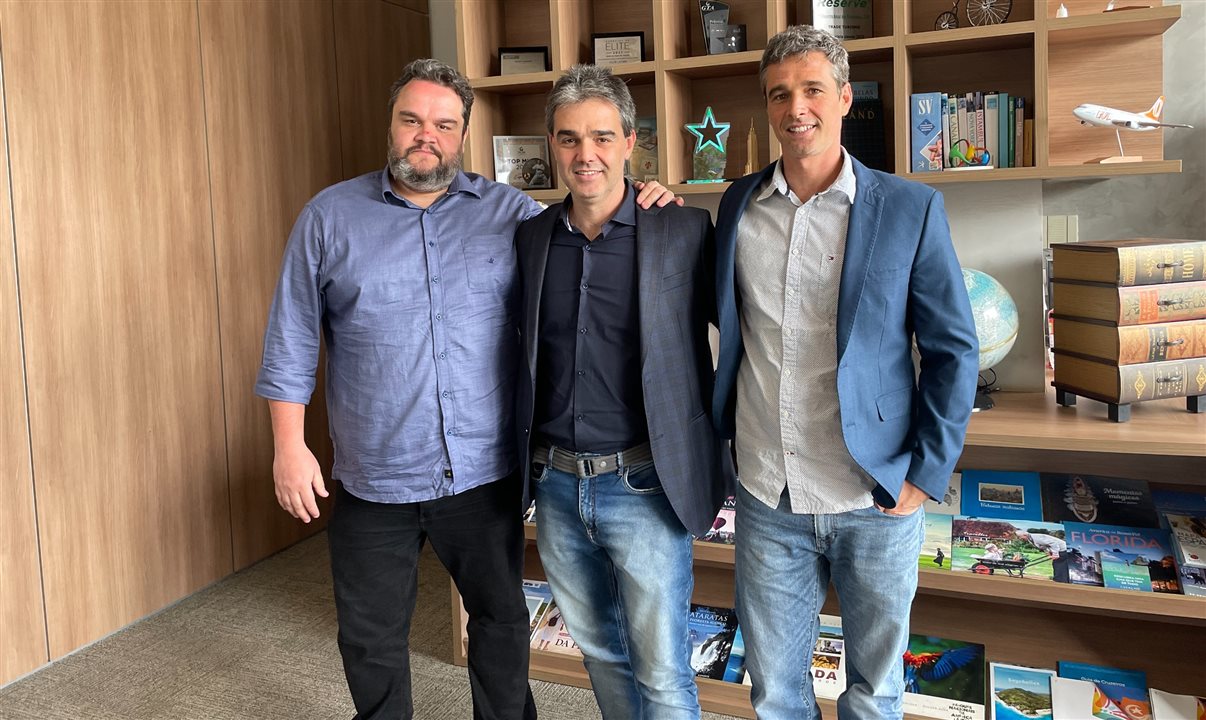 João Paulo Vianna (diretor de operações e tecnologia), Francisco Otávio Vianna (CEO) e Pedro Henrique Vianna (CFO)