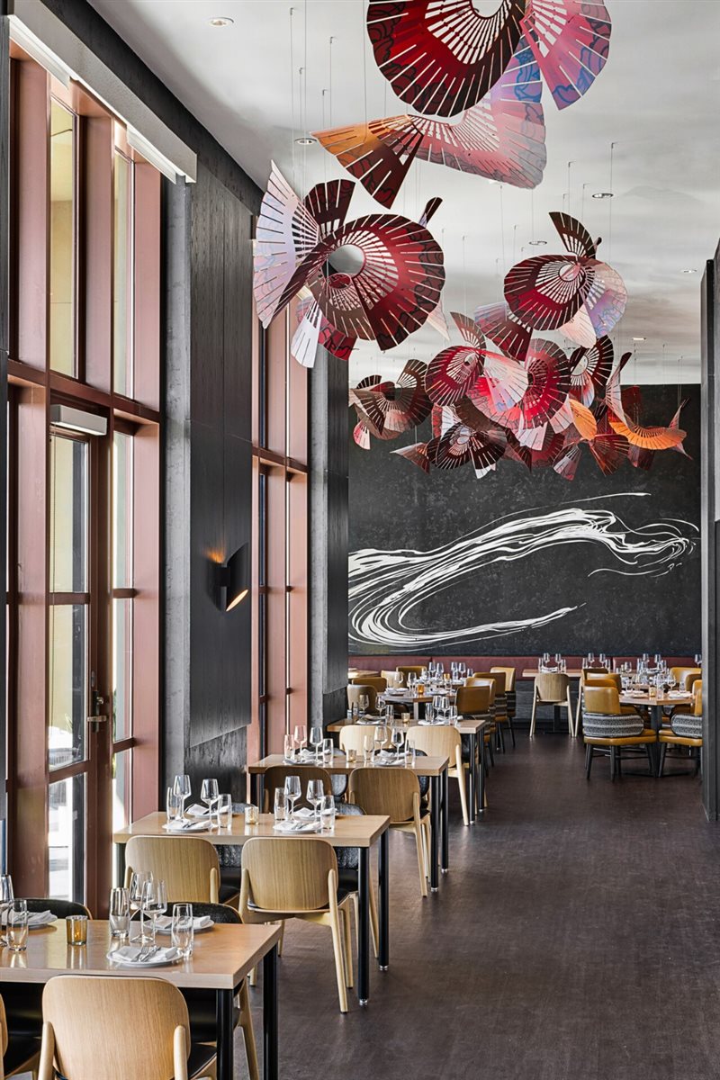 Capa possui quatro estrelas Michelin