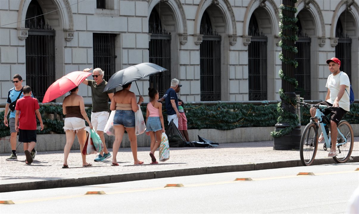 Calor extremo no final do ano foi um dos destaques em 2025