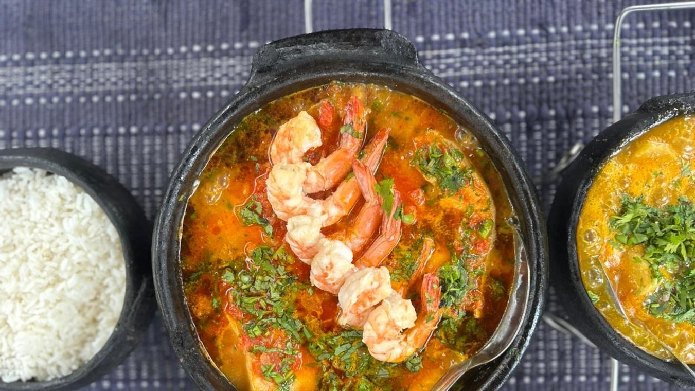 Moqueca de robalo com camar&atilde;o
