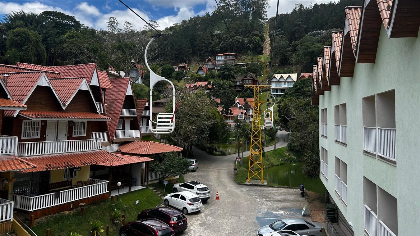 Apartamentos e chal&eacute;s