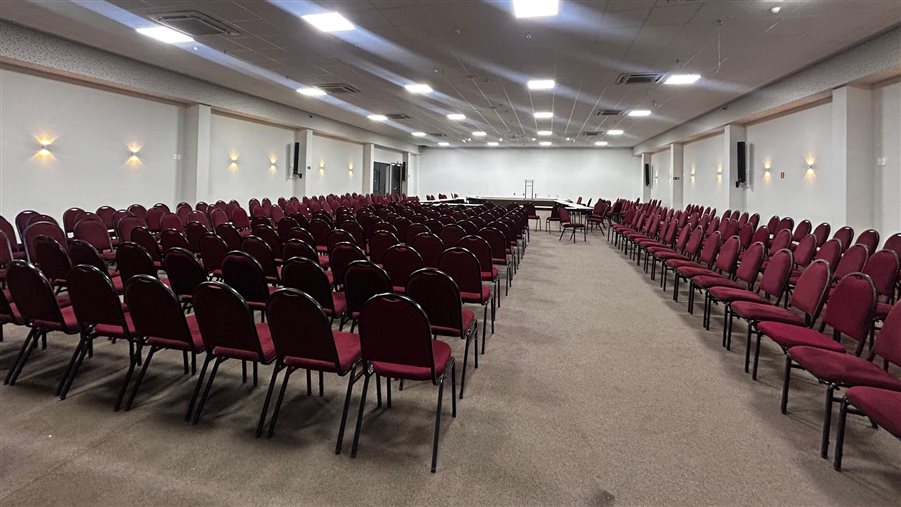 Uma das salas para eventos