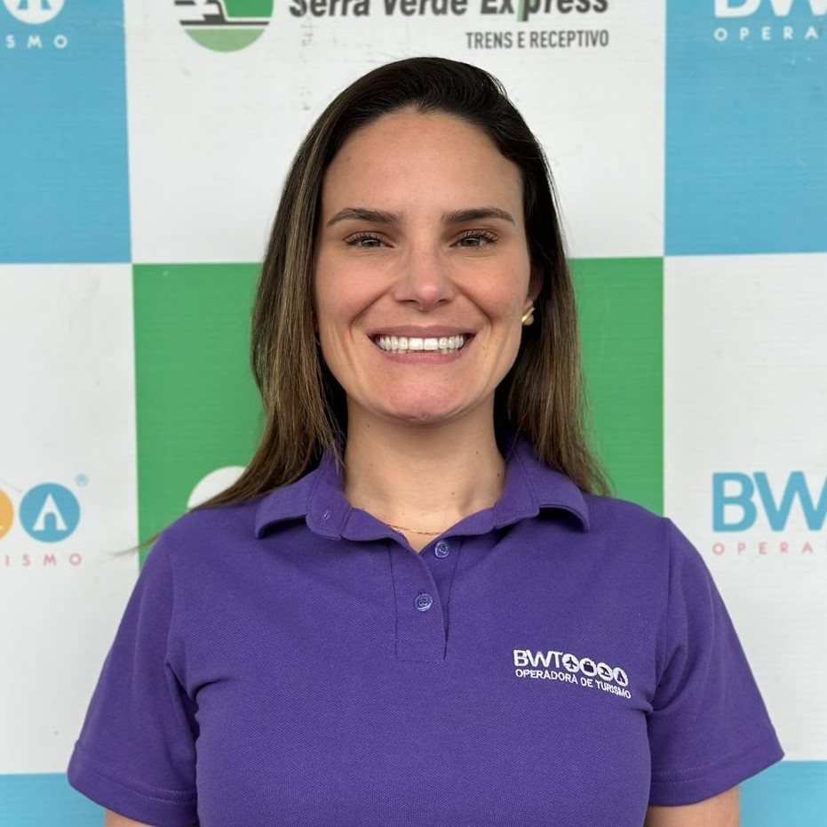 Francieli Nazari foi promovida e assume a Gerente de Vendas da Matriz